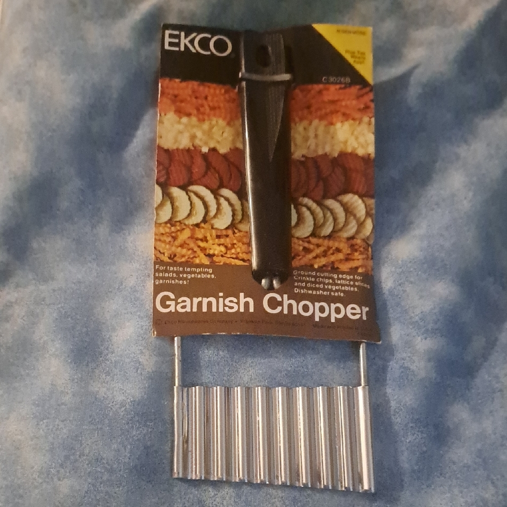 NWT Vintage EKCO Garnish Chopper